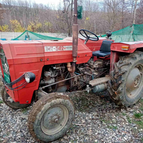 traktor-imt-542-big-2
