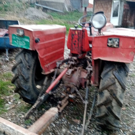 traktor-imt-542-big-1