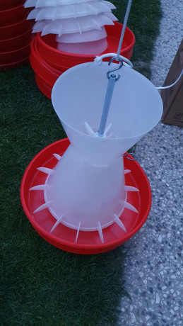 hranilica-za-pilice-i-curke-10kg-koncentrata-staje-big-4