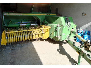 Prodajem presu John Deere 342A