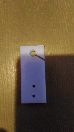 izolatori-za-elektricne-ograde-big-2